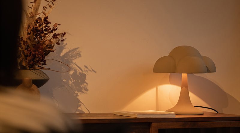 北欧テーブルランプの魅力と選び方｜やさしい灯りがもたらす、穏やかな時間｜北欧インテリア通販サイト greeniche（グリニッチ）