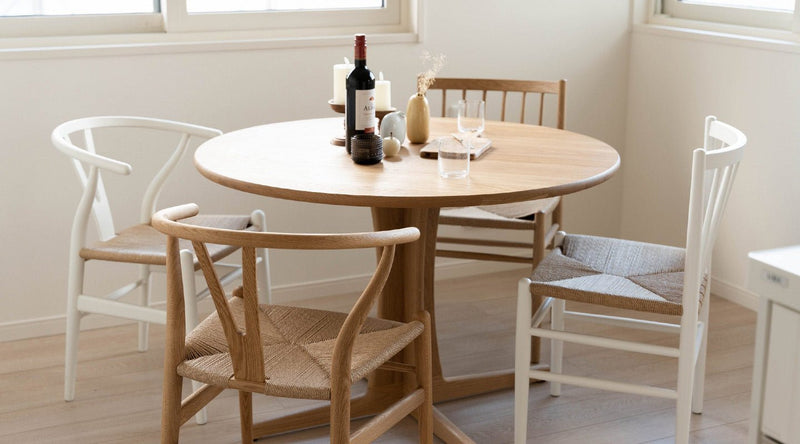 ラウンドダイニングテーブル「Svendborg」が選ばれる理由｜北欧インテリア通販サイト greeniche（グリニッチ）