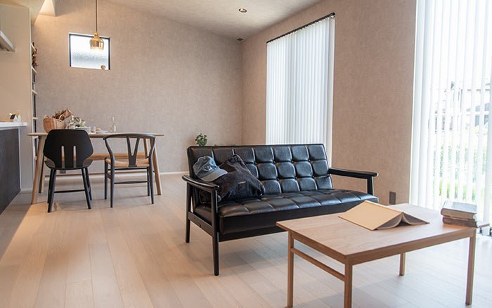 Kチェア モダンコーディネート｜北欧インテリア通販サイト greeniche（グリニッチ）