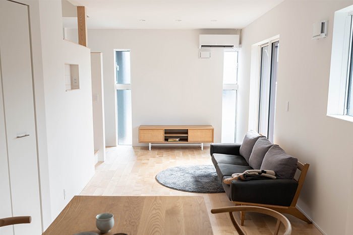 Newnormal Low Sofa コーディネート｜北欧インテリア通販サイト greeniche（グリニッチ）