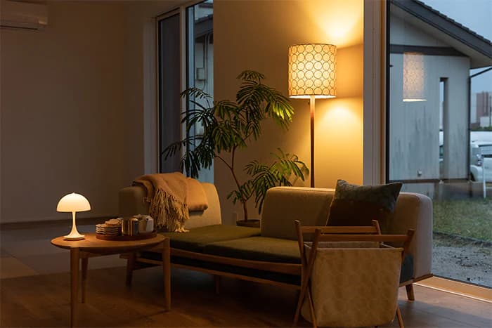 kilta Floor Lamp tambourine コーディネート｜北欧インテリア通販サイト greeniche（グリニッチ）