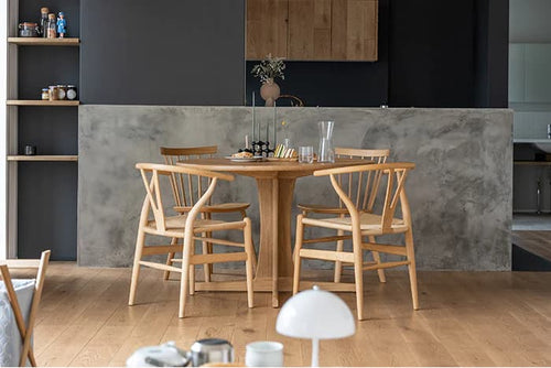 北欧チェア ラウンドテーブルコーディネート