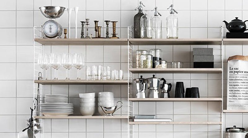 暮らしに“余白”を生む、北欧のウォールシェルフ　String Furniture｜北欧インテリア通販サイト greeniche（グリニッチ）