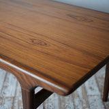 Johannes Andersen Dining Table D-R806D201T