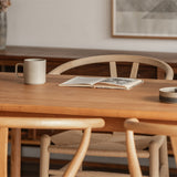 Aarhus (オーフス) × CH24 (Yチェア) 3脚セット