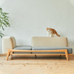 Luu Sofa cat life model【minä perhonen】 | オーク/ウォルナット/アッシュ無垢材｜北欧インテリア通販サイト greeniche（グリニッチ）