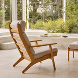 Carl Hansen&Søn CH291 オーク (kvadrat Serpentine) ｜Hans. J. Wegner (ハンス・J・ウェグナー) カール・ハンセン＆サン【正規販売店】デンマークデザイン