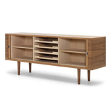CH825 Credenza｜Hans J. Wegner (ハンス・J・ウェグナー) カール・ハンセン＆サン【正規販売店】デンマークデザイン - 北欧家具 北欧インテリア通販サイト greeniche (グリニッチ)