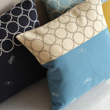 mina perhonen dop 「tambourine × choucho」クッションカバー ライトブルー×オリーブ