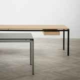 PK52A Student Desk ｜ Poul Kjærholm (ポール・ケアホルム) カール・ハンセン＆サン【正規販売店】デンマークデザイン - 北欧家具 北欧インテリア通販サイト greeniche (グリニッチ)