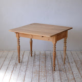 Dining Table D-R412D318