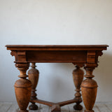 Dining Table R606D137