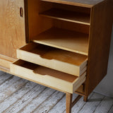 Sideborad D-R612D319