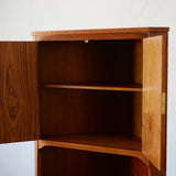 Corner Cabinet R700K014
