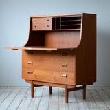 Børge Mogensen Bureau "model145" D-R700K017