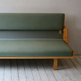 Hans J. Wegner Day Bed GE259 D-801D815