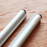 オルスコフ社　ポスターハンガー