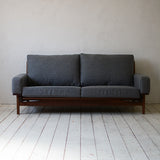 Newnormal Low Sofa 2.5シーター
