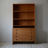 Hans J. Wegner Book Shelf D-711D734