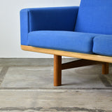 Hans J. Wegner GE236 3P Sofa D-112D457