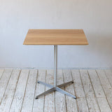 Arne Jacobsen Table 411D433A