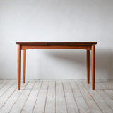 Dining Table R212K001