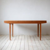 Dining Table R311D407