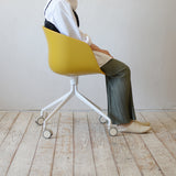 Desk Chair AAC25 R403D100A