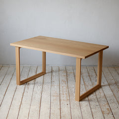 SOHO Table｜オーク/ウォルナット無垢材｜北欧インテリア通販サイト greeniche（グリニッチ）